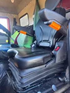 Сидіння Сидіння