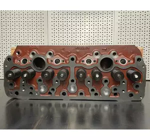 Головка блоку двигуна Д-240, 243 з клапанами Головка блоку двигуна Д-240, 243 з клапанами